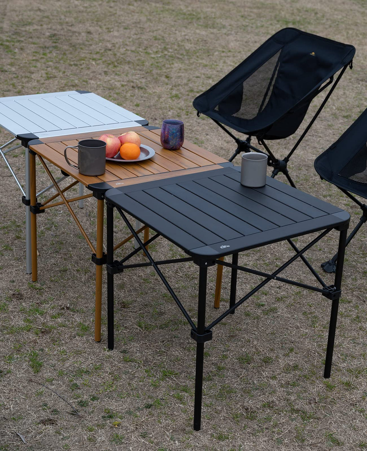 Lightweight Aluminum Folding Square Table C7846